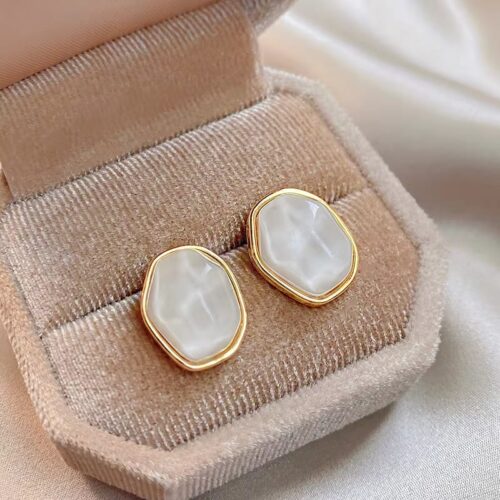 Pearl Studs