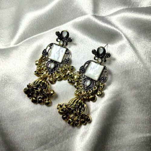 Snow Pearl Jhumka